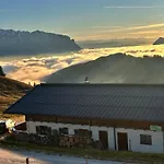 Lochner Alm Apartamento *