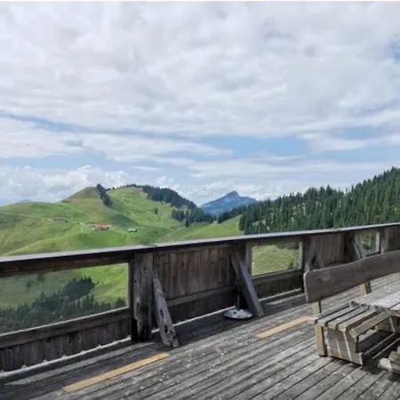 Lochner Alm Apartmán *